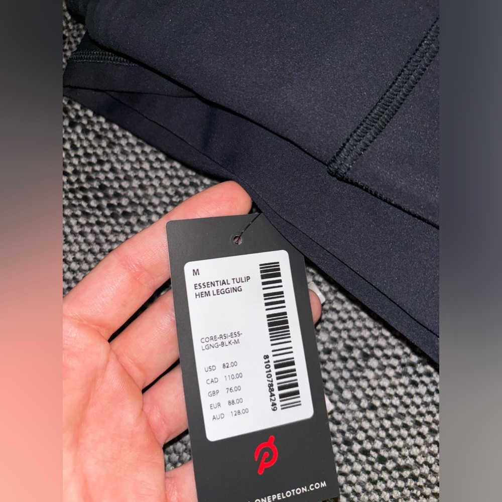 Peloton Essential Tulip Hem Legging - Picture 11 of 11
